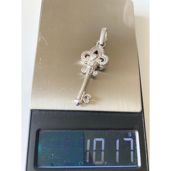 Large Judith Ripka 925 sterling silver amethyst key pendant - Picture 7 of 7